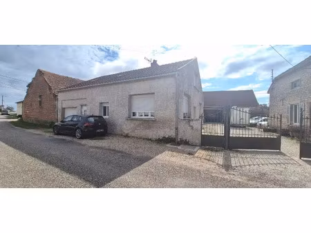 vente maison 6 pièces 110 m² à charnay-lès-chalon (71350)  269 000 €