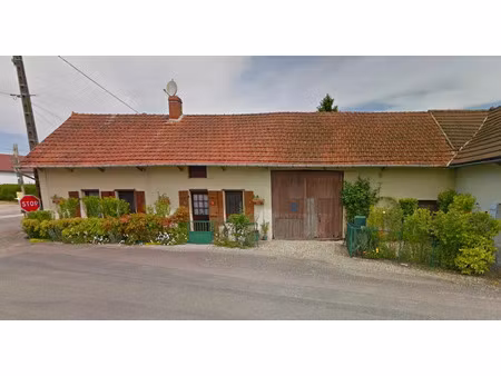 vente maison 5 pièces 94.55 m² à saint-bonnet-en-bresse (71310)  58 000 €