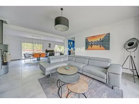 maison de luxe à vendre à aigremont