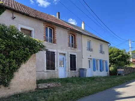 vente maison de village 4 pièces 78 m2 à liernais