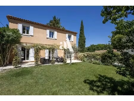 maison de luxe à vendre à mouriès
