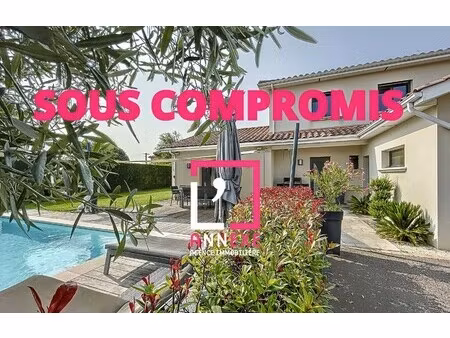 maison de luxe à vendre à cailloux-sur-fontaines