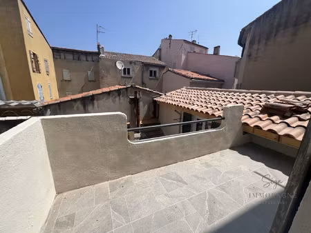 superbe t2 entièrement rénové avec terrasse proche de la gar