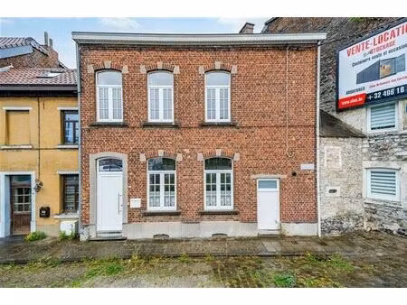 belle maison de caractère avec jardin