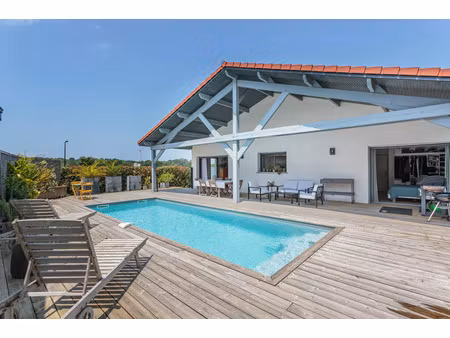 vente maison 7 pièces 170m2 bassussarry 64200 - 868400 € - surface privée