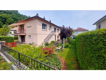 maison sur sous-sol à saint hippolyte 7 pièces 93 m2 - terrain 580m2