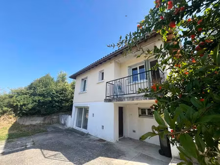 vente maison 5 pièces 102 m² saint-pardoux-isaac (47800)