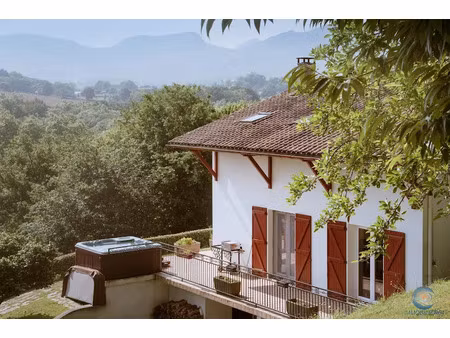 vente maison 8 pièces 230 m² à sare (64310)  889 000 €