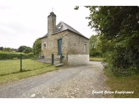 maison en pierre de 66 m² avec cachet – à deux pas du bourg de saint-hilaire-du-harcouët