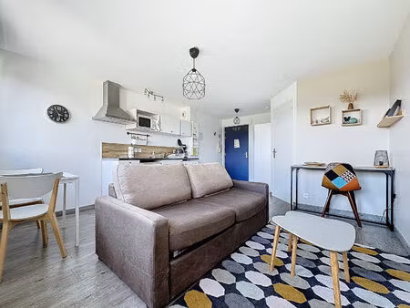 a louer - appartement meublé au rdc - 'bail étudiant 9 mois' - donville les bains