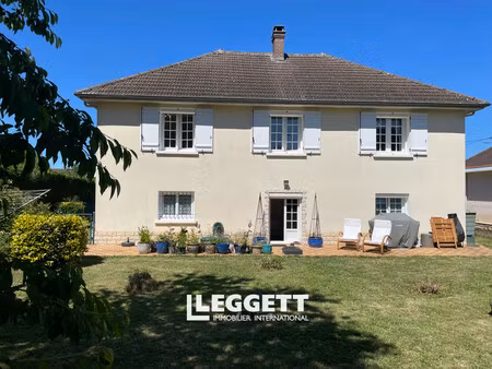 maison 6 pièce(s)  levet