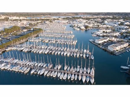 vente locaux professionnels 200 m² à le grau-du-roi (30240)  490 000 €