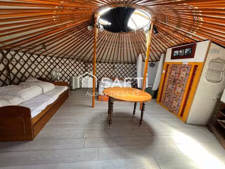 ancien corps de ferme rénové - gîtes et logements atypiques - grand potentiel