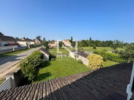 maison en pierres avec grange attenante et grand jardin
