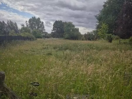 terrain à bâtir  à front du chemin du comte d’egmont