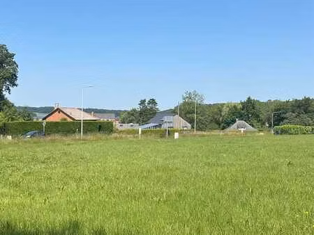 très beau terrain