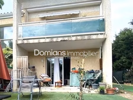 a vendre - peyrestortes - t2 en rez de jardin avec place de