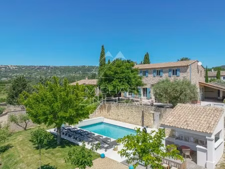 gordes - charmante maison provençale avec piscine et vue - mzigo3412