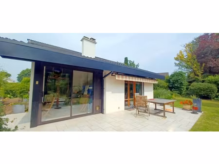 maison individuelle 190 m2 garage et jardin