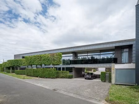 exclusieve architecturale villa!