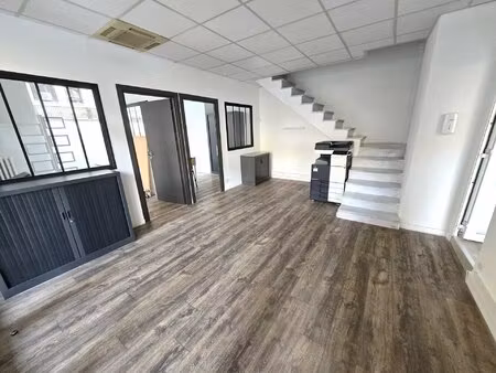 location local commercial 79m² aix en provence 13100