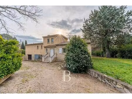 maison à vendre 9 pièces 201 m2 aix-en-provence pays d'aix - 1 290 000 €