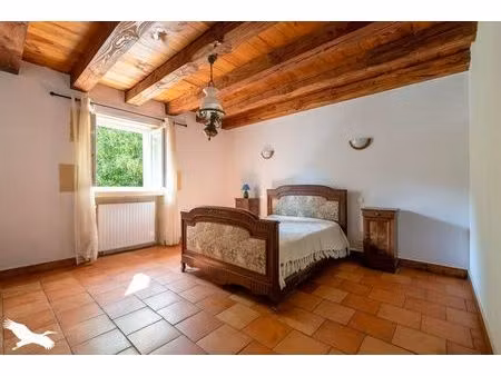 vente maison 9 pièces 346 m² lacropte (24380)