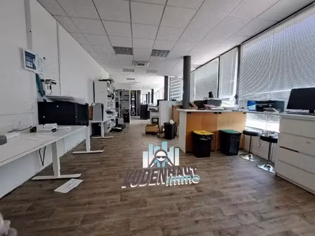 bureaux vide 369 m²