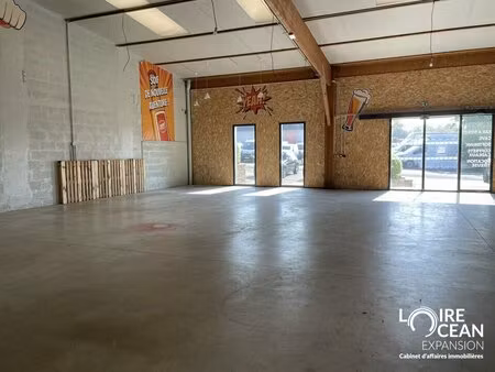 location local commercial 250m² divatte sur loire 44450