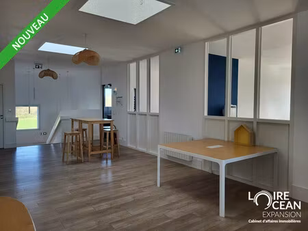 location local professionnel 200m² st hilaire de chaleons 44680