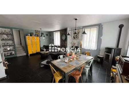 vente maison à lavaré (72390) : à vendre / 137m² lavaré