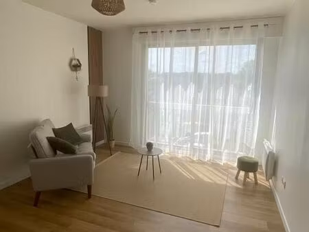 location appartement 1 pièce 35 m² à cosne-cours-sur-loire (58200)