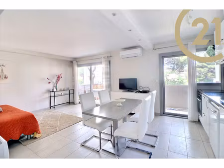vente en exclusivite - frejus plage - appartement 3 pieces d