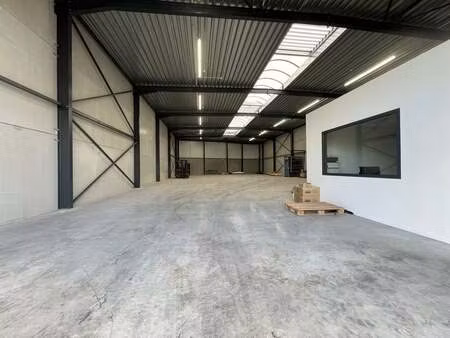 bien professionnel à louer à nazareth € 3.300 (l9n3a) - stellar immo | zimmo