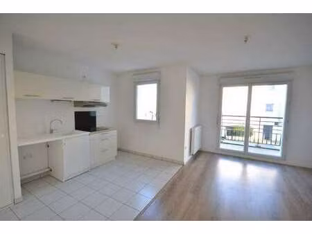location appartement 2 pièces à basse-goulaine (44115) : à louer 2 pièces / 42m² basse-gou