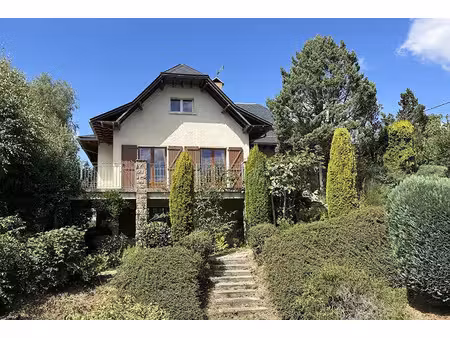 vente maison 8 pièces 185 m² à rieupeyroux (12240)  267 700 €