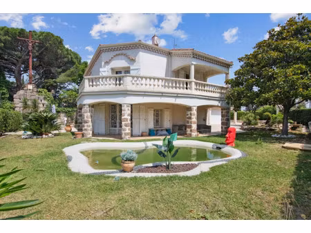 vente maison 5 pièces 166 m² à frejus (83600)  860 000 €