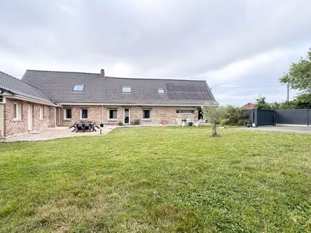 en vente maison 190 m² – 350 000 € |saint-venant