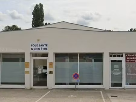 location locaux professionnels à mauperthuis (77120)  nan €