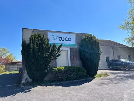 vente locaux professionnels à cormontreuil (51350)  1 260 €