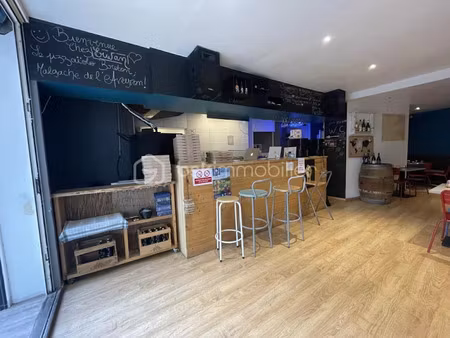 vente locaux professionnels à millau (12100)  41 900 €