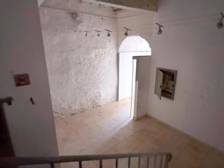 vente locaux professionnels 32 m² à pezenas (34120)  59 000 €