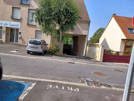 vente parking à saint-germain-sur-morin (77860)  7 000 €