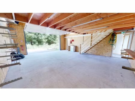 vente locaux professionnels à perles-et-castelet (09110)  193 000 €