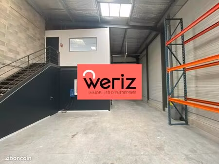 local industriel 150 m²
