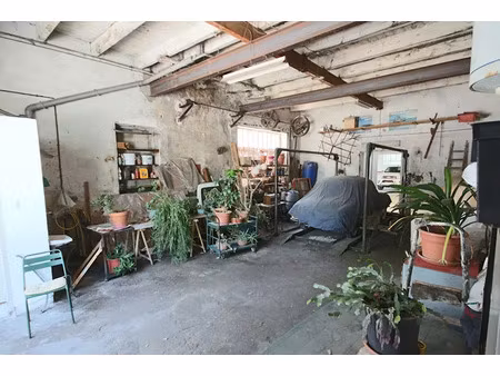 vente immeuble 10 pièces à malaucène (84340)  470 000 €