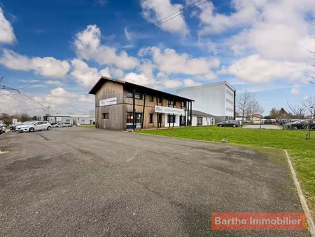 vente locaux professionnels à tresses (33370)  630 000 €