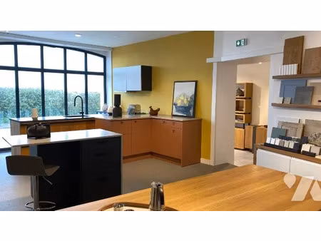 vente locaux professionnels à l'ile-d'yeu (85350)  464 800 €