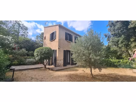 location meublée appartement 2 pièces 32 m² à corte (20250)  515 €