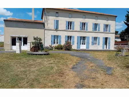 maison montguyon m² t-6 à vendre  374 000 €